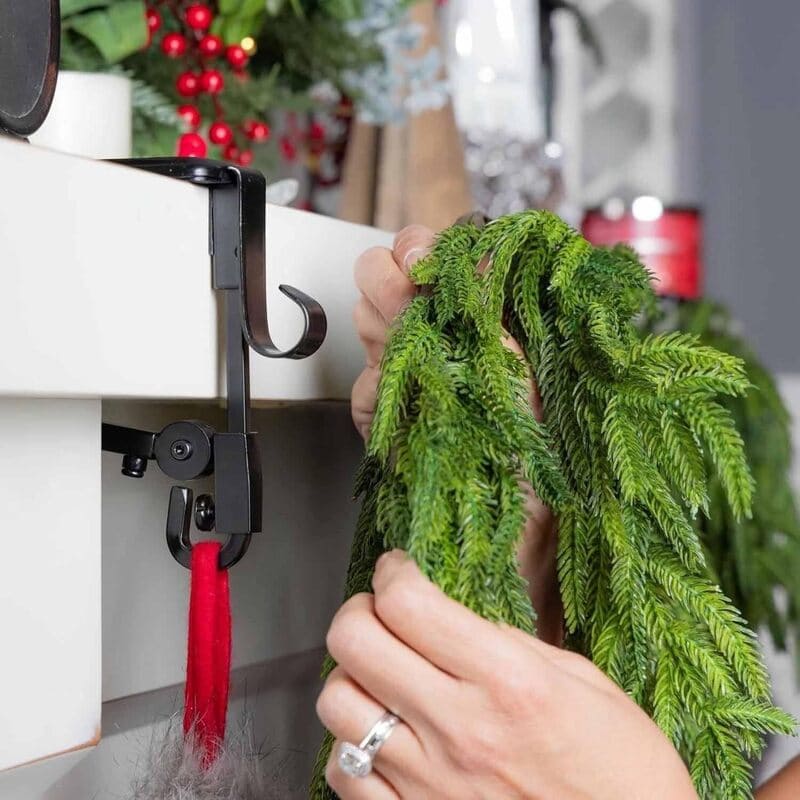 2 In 1 Adjustable Christmas Garland and Stocking Hanger tree_itoolmax