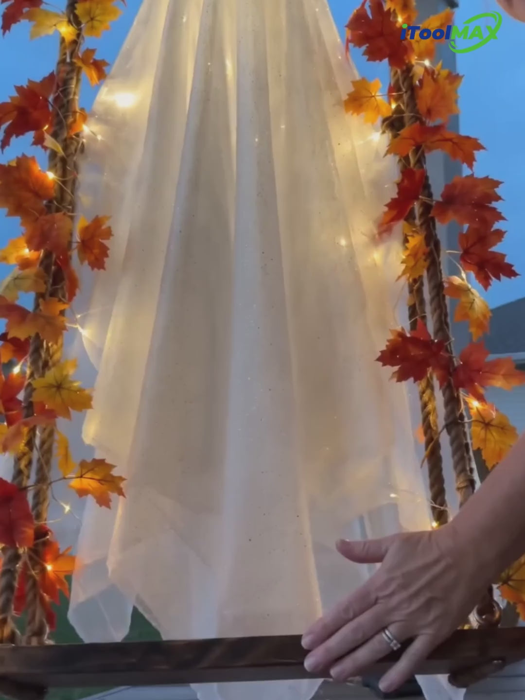 Load video: itoolmax swinging ghost halloween decor video
