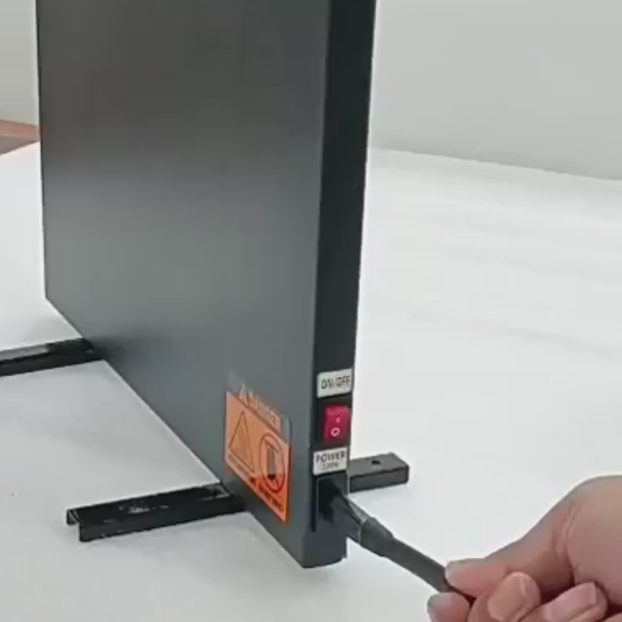 Load video: 150w smart chicken coop heater itoolmax